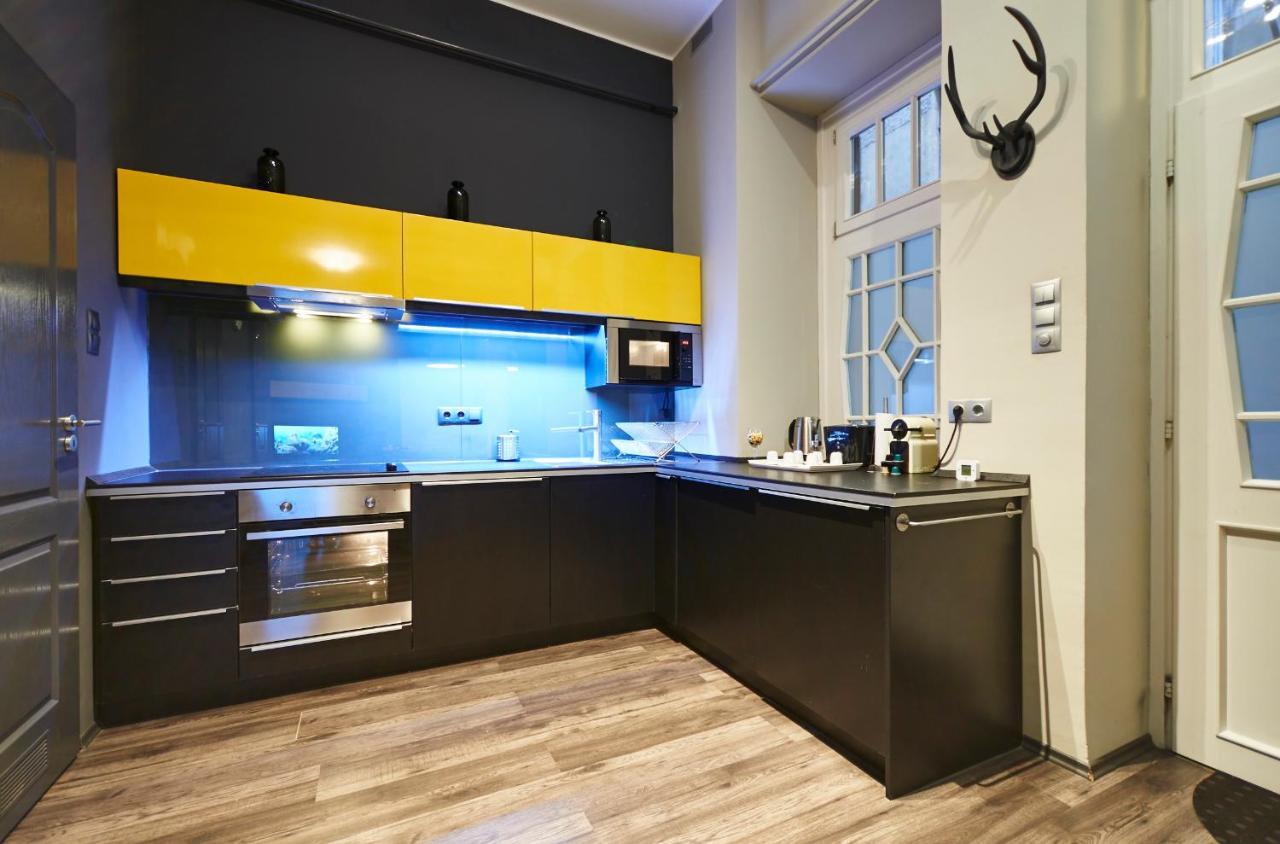 Central Location Yellow-Black Apartment Βουδαπέστη Εξωτερικό φωτογραφία