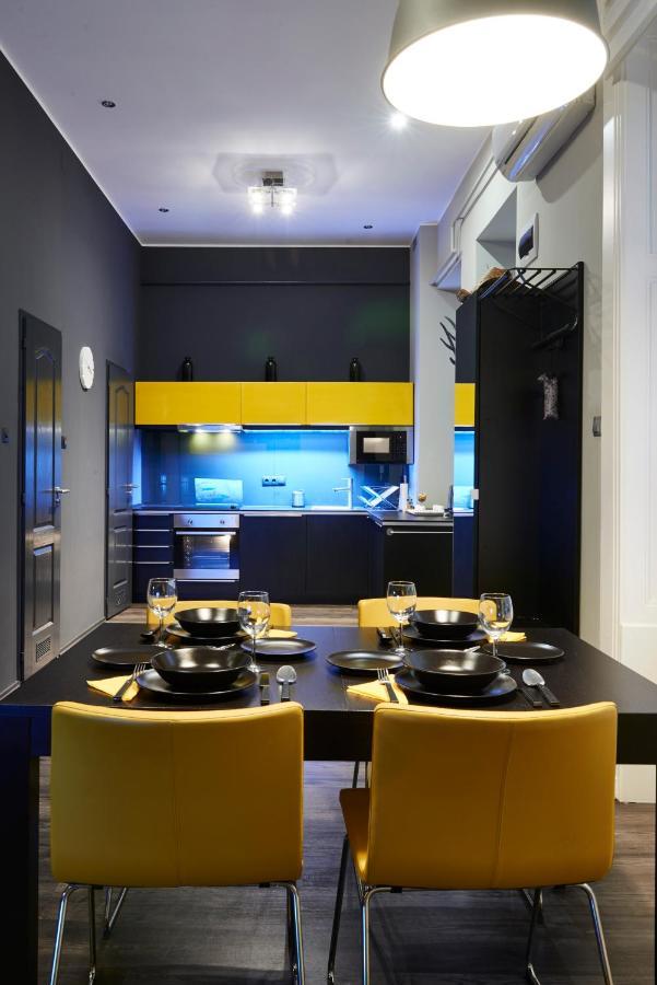 Central Location Yellow-Black Apartment Βουδαπέστη Εξωτερικό φωτογραφία